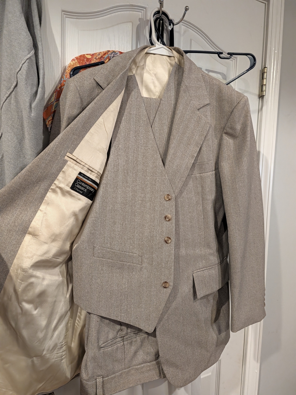 JCPenney Men's Tan Three-Piece Suit - 1980 Vintage Sleek